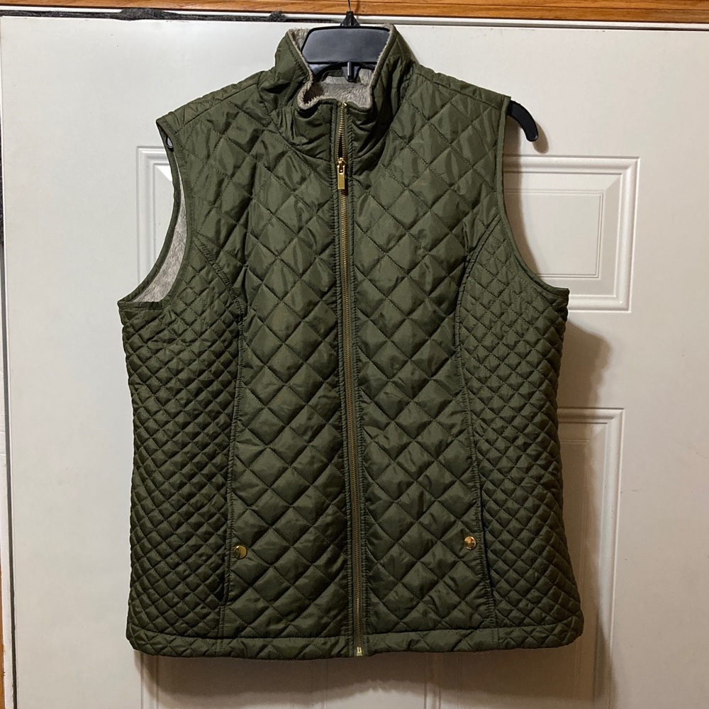 Quilted Green Sleeveless‎ Vest XL